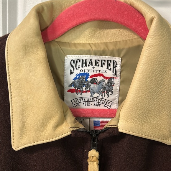 COPY - SCHAEFER 4 ladies wool vest’s ,Black,Red& Grey. 3 for $225./$75ea - Picture 6 of 16